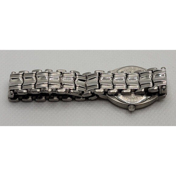 Unisex Cross Round Blue Dial Silver Tone Case Bracelet Band Watch LW10F 02